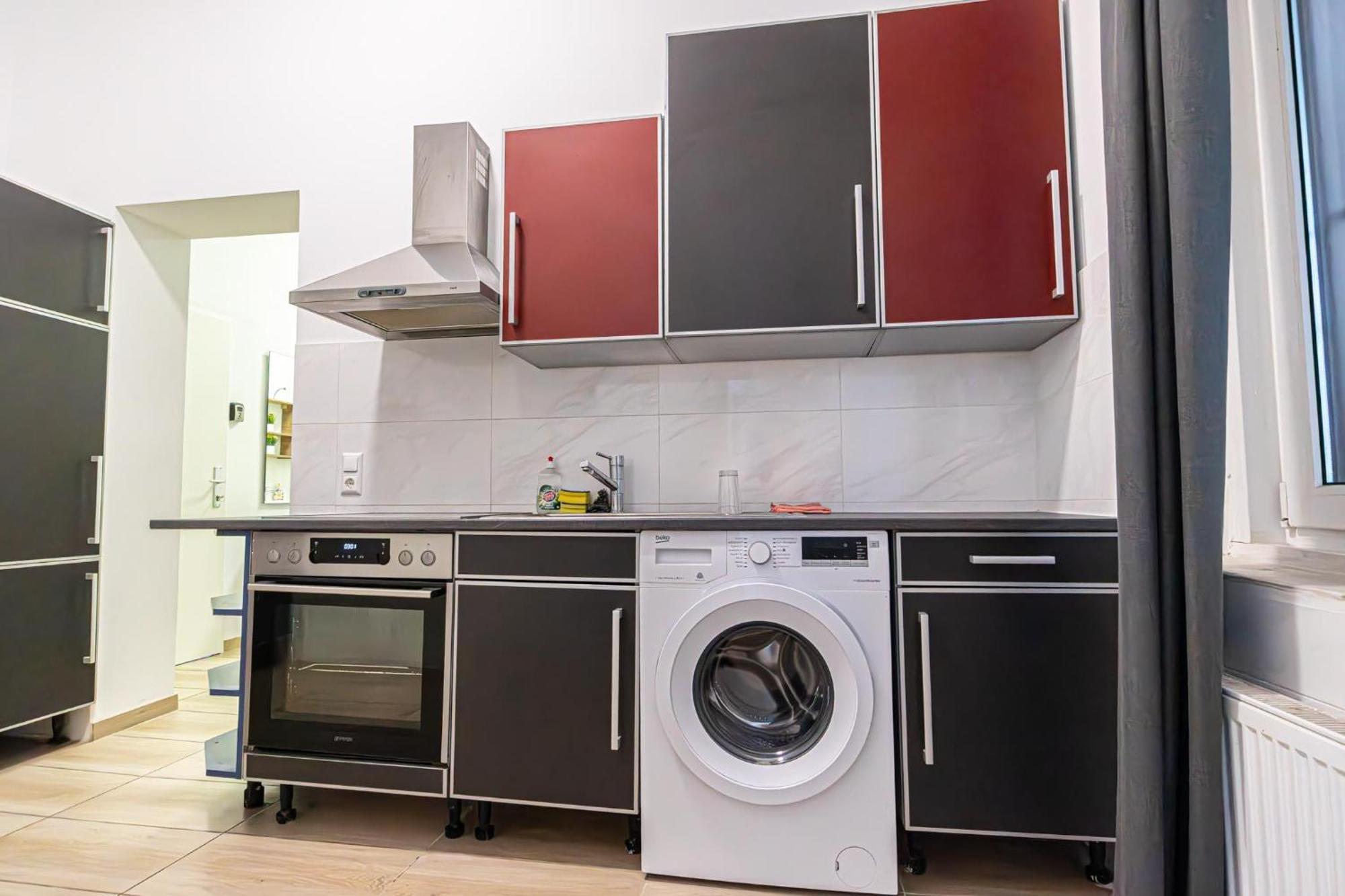 6 Min To Amusement Park - Economy Rooms In Shared Apartment Wiedeń Zewnętrze zdjęcie